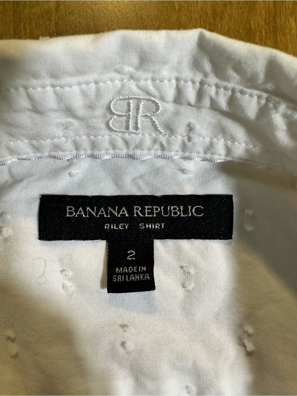 Banana Republic Riley Shirt White Swiss Dot Button Front Stretch Cotton 2 - Picture 8 of 12